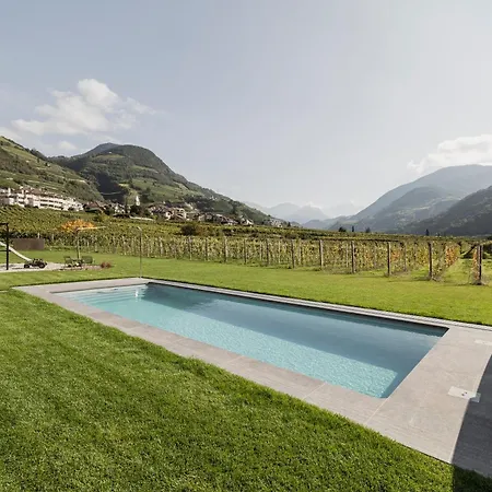 Trianglhof Surrounded By Vineyards مزرعة للإقامة *