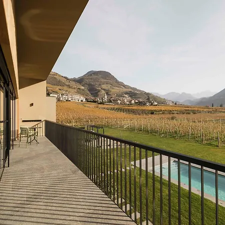 مزرعة للإقامة Trianglhof Surrounded By Vineyards بولزانو